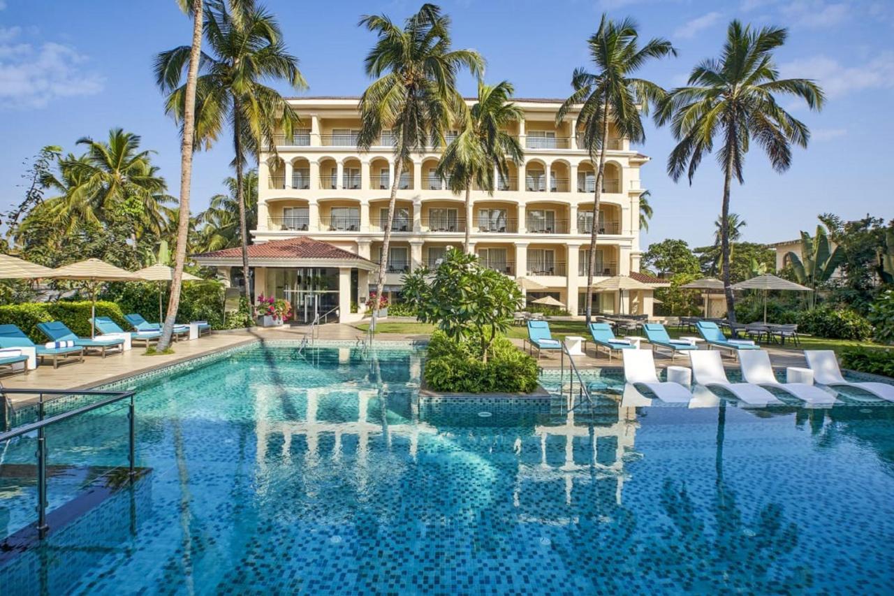 Holiday Inn Goa Кандолим Экстерьер фото